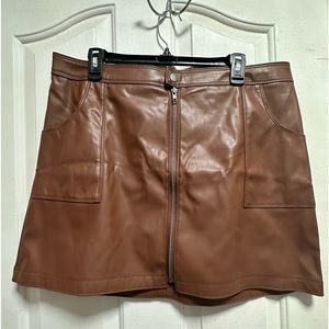 Women’s skirt